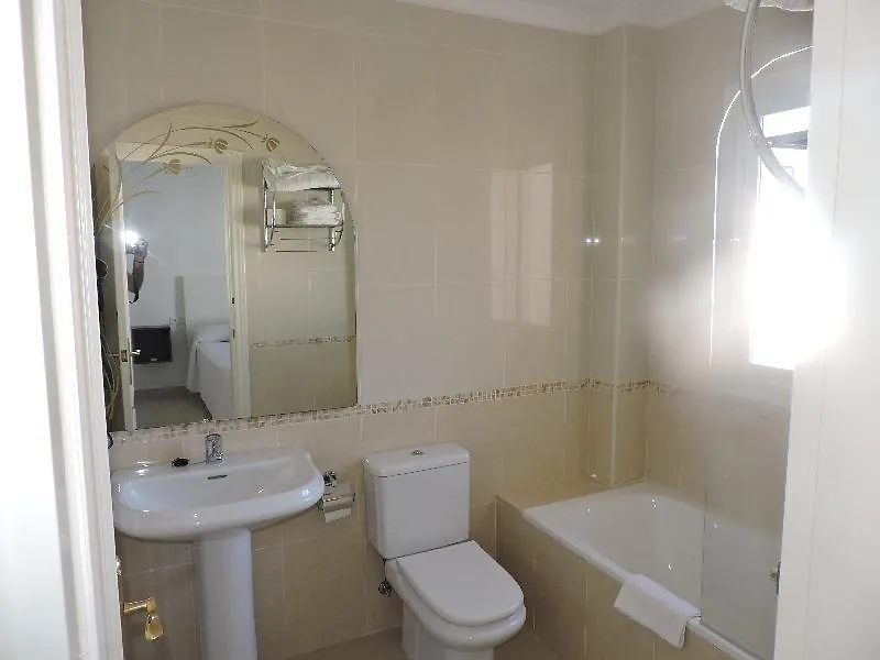 Apartamento El Olivar De Punta Lara نيرخا 2*,  إسبانيا